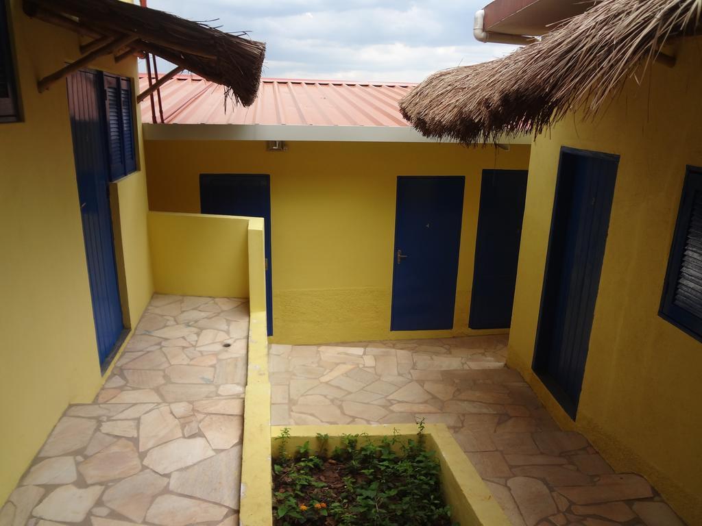 Pousada B & B Águas de Lindóia Exterior foto